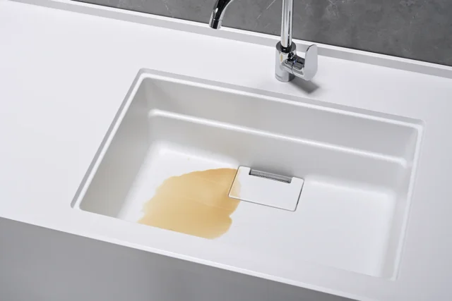 Chậu rửa chén đá Crystal Surface được kiểm nghiệm có khả năng chống ố vượt trội